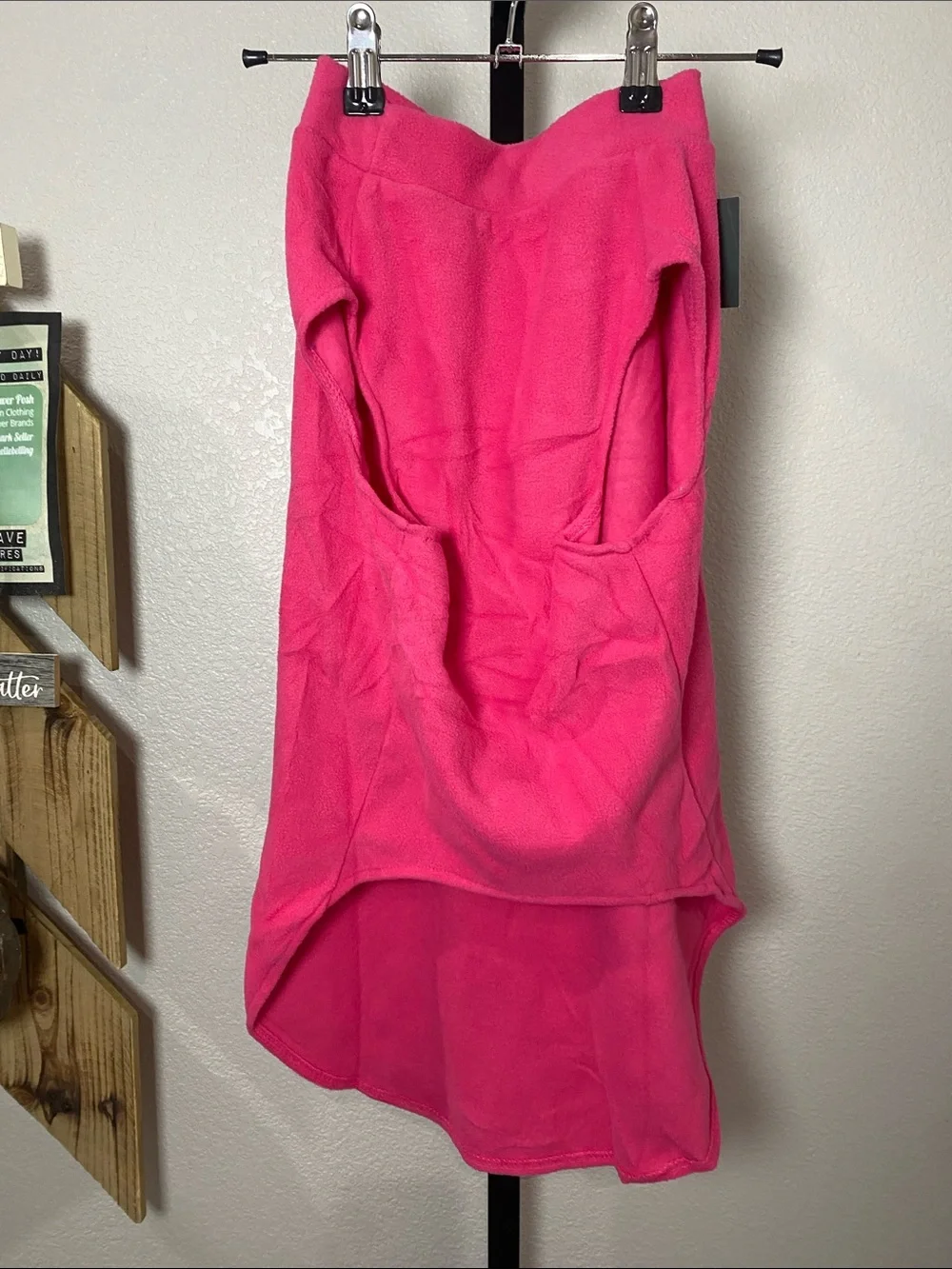 Hot Pink Fleece dog sweatshirt      Sz XL see tag for sizing